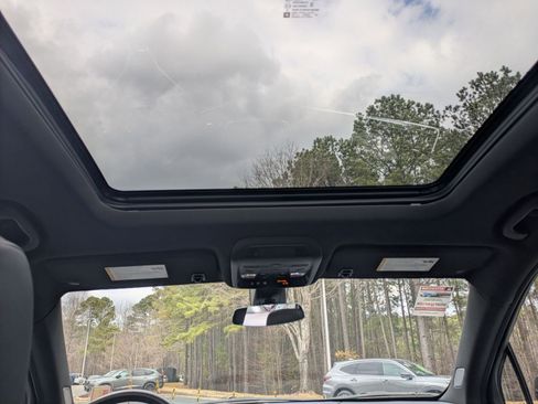 Used 2023 Cadillac XT6 Premium Luxury image 25