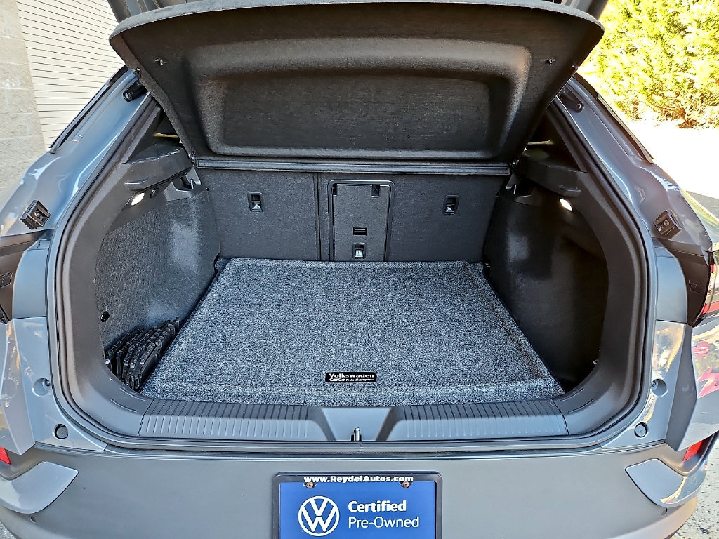 Used 2024 Volkswagen ID.4 Pro S AWD/4WD image 32