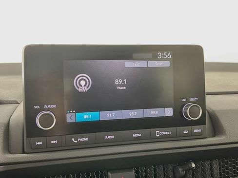 Used 2024 Honda CR-V EX image 17