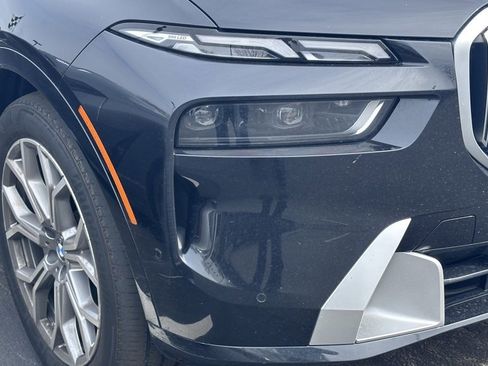 Certified 2024 BMW X7 xDrive40i w/ Premium Package image 2