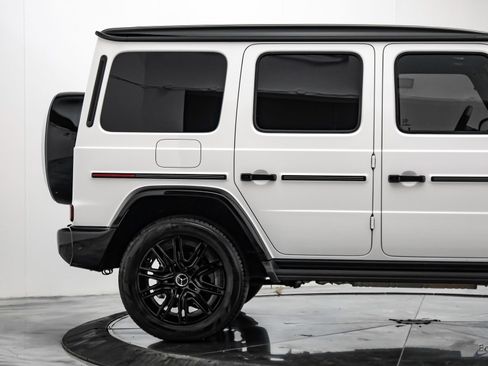 Used 2025 Mercedes-Benz G 550 image 21