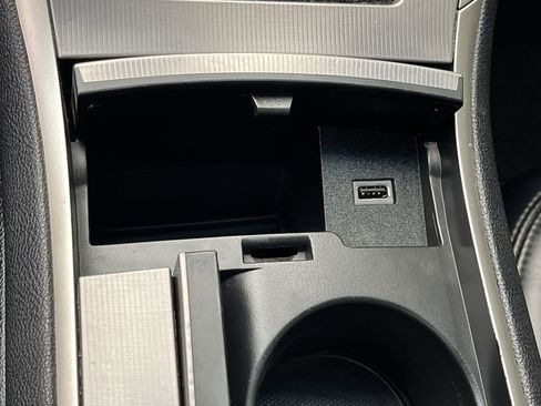 Used 2019 Lincoln MKZ Reserve image 25