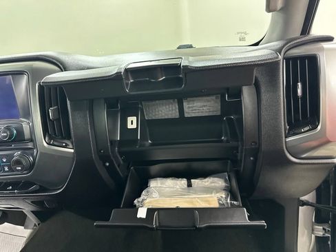 Used 2017 Chevrolet Silverado 1500 LT w/ All Star Edition AWD/4WD image 24