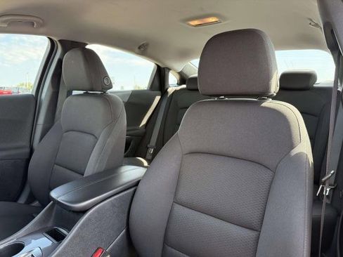 Used 2025 Chevrolet Malibu LT image 11