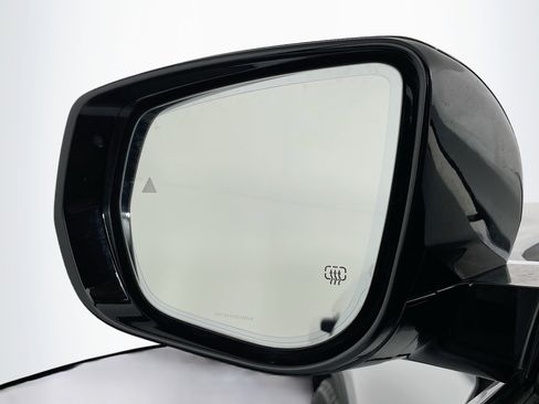 Used 2024 Jeep Grand Cherokee L Limited w/ Luxury Tech Group II image 16