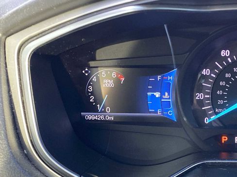 Used 2016 Ford Fusion SE image 19