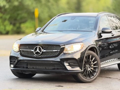 Used 2017 Mercedes-Benz GLC 43 AMG 4MATIC image 2
