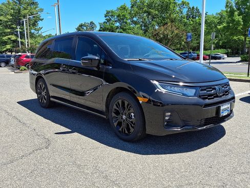 New 2026 Honda Odyssey Sport-L image 2