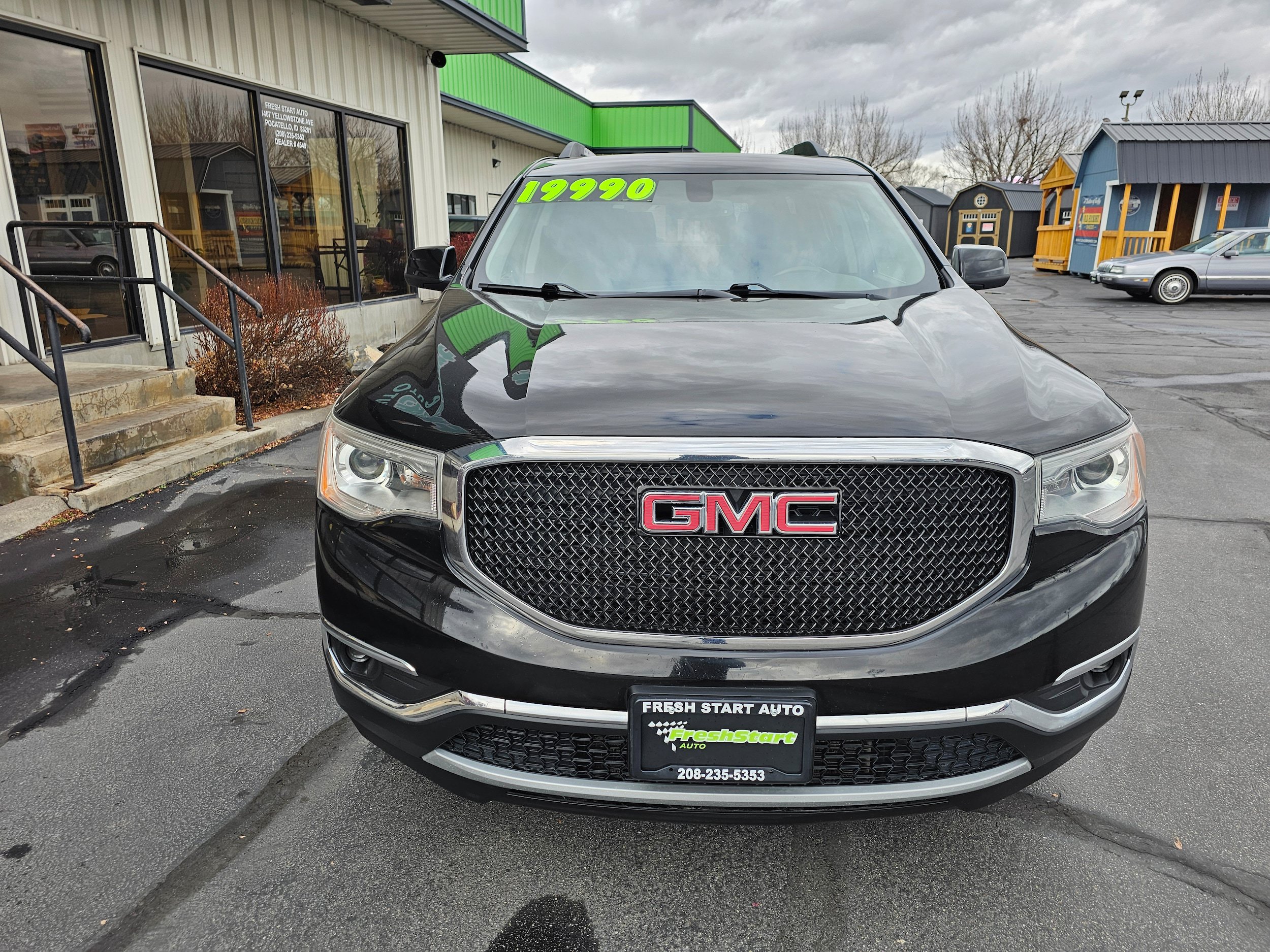 Used 2019 GMC Acadia SLT AWD/4WD image 3