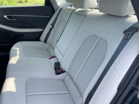 Used 2023 Hyundai Sonata SEL FWD image 7