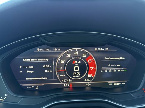 Used 2018 Audi S4 Premium Plus w/ Navigation Package image 29