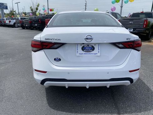 Used 2023 Nissan Sentra SV FWD image 6
