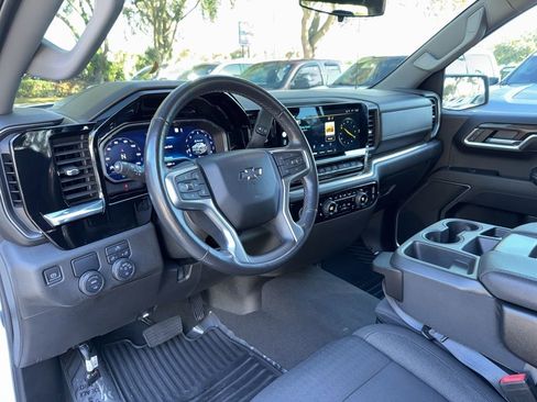 Used 2022 Chevrolet Silverado 1500 RST image 14