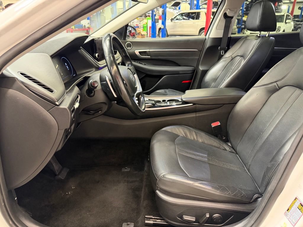 Used 2021 Hyundai Sonata Limited FWD image 16