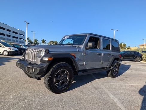 Used 2020 Jeep Wrangler Unlimited Sport S image 3