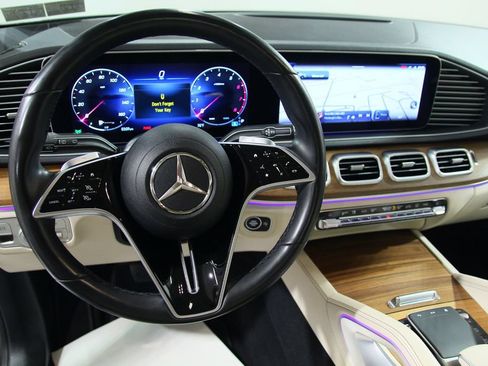 Certified 2024 Mercedes-Benz GLE 450 4MATIC image 21