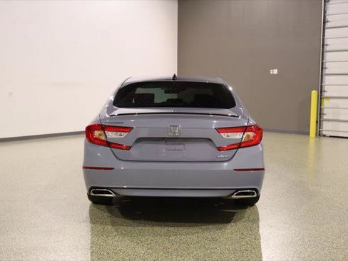 Used 2022 Honda Accord Sport image 9