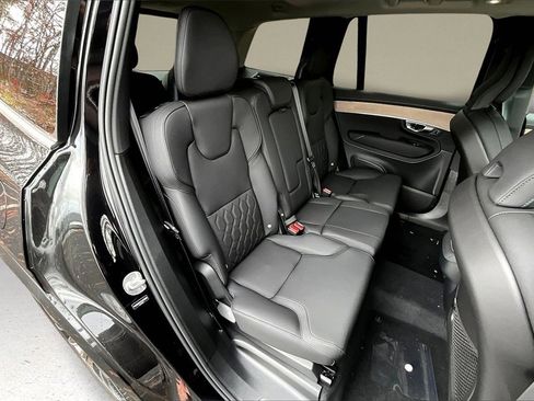 New 2025 Volvo XC90 B6 Plus image 10