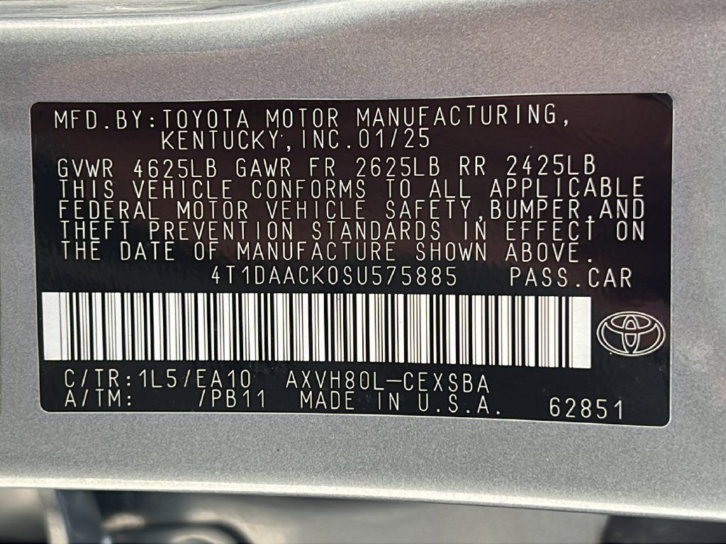 Used 2025 Toyota Camry SE FWD image 21