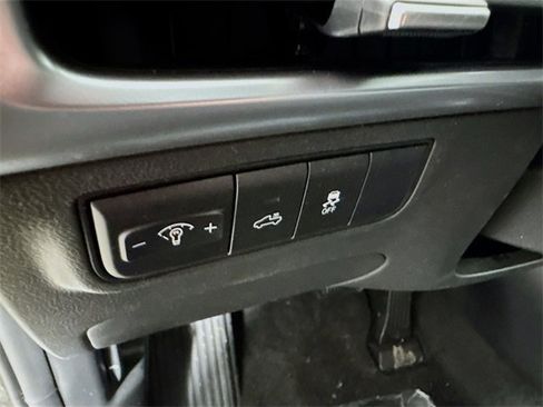 Certified 2025 Hyundai Santa Cruz SEL image 10