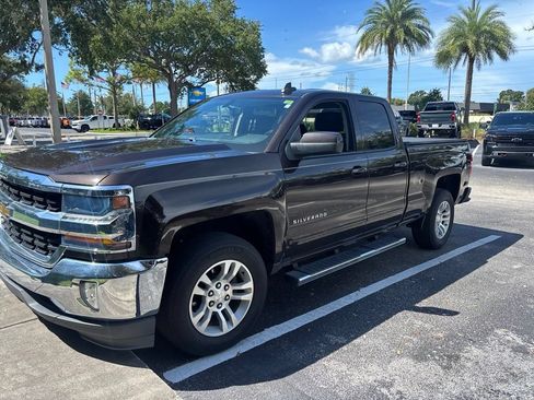 Used 2019 Chevrolet Silverado 1500 LT w/ All Star Edition RWD image 2