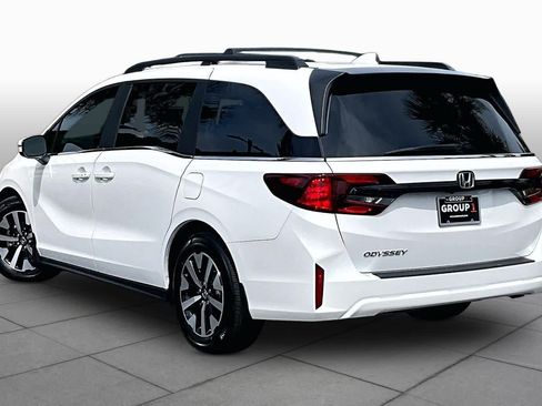 Certified 2025 Honda Odyssey EX-L image 12