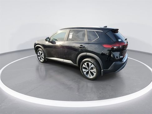 Used 2023 Nissan Rogue SV w/ SV Premium Package image 6