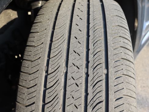 Used 2023 Buick Envision Avenir AWD/4WD image 18