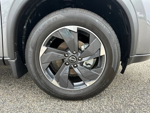 New 2026 Nissan Rogue SV image 12