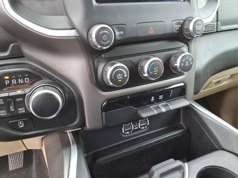 Used 2020 RAM 1500 Big Horn AWD/4WD image 22