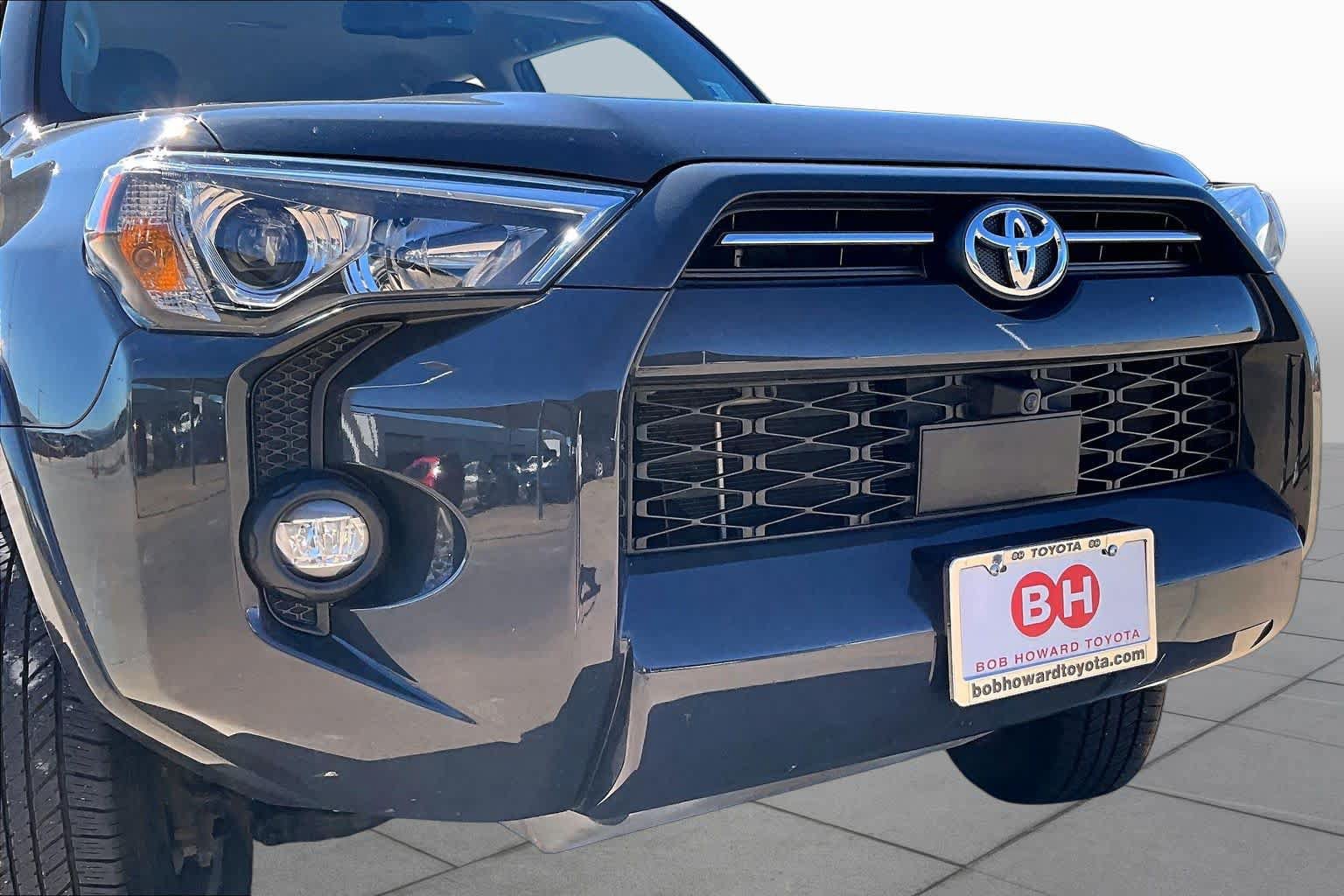 Used 2024 Toyota 4Runner SR5 Premium w/ 4Runner Black Package (TMS) AWD/4WD image 29