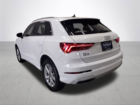 Used 2023 Audi Q3 2.0T Premium AWD/4WD image 11