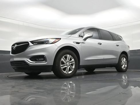 Used 2021 Buick Enclave Essence w/ Sound and Sites Package FWD image 24