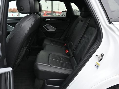 Used 2021 Audi Q3 2.0T Premium image 11