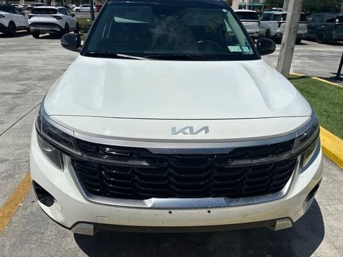 Certified 2024 Kia Seltos S AWD/4WD image 2