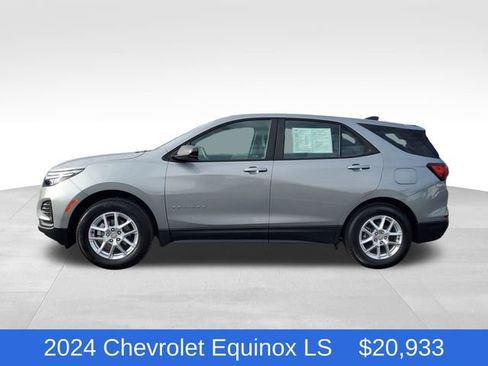 Certified 2024 Chevrolet Equinox LS w/ Driver Confidence II Package FWD image 2