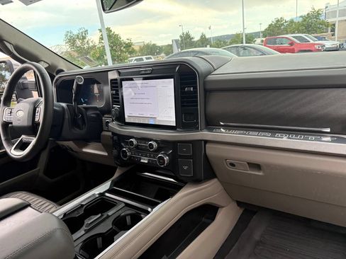 Used 2026 Ford F250 Platinum w/ Platinum Plus Package AWD/4WD image 29