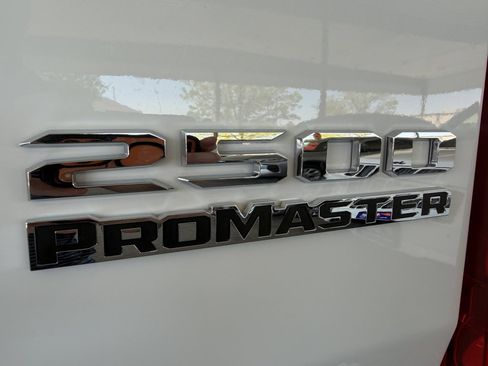 Used 2026 RAM ProMaster 2500 w/ Convenience Group FWD image 27