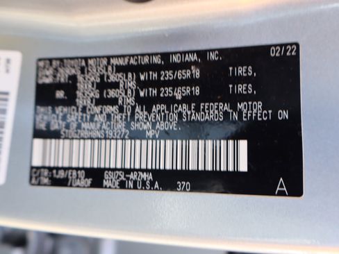 Used 2022 Toyota Highlander XLE AWD/4WD image 48