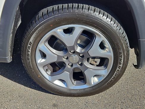 Used 2020 Jeep Compass Limited image 8