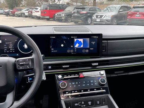 Used 2025 Hyundai Santa Fe Calligraphy image 6