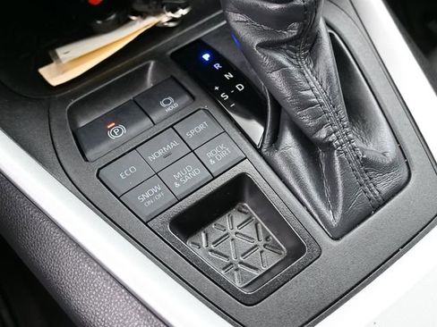 Certified 2023 Toyota RAV4 XLE w/ Convenience Package image 19