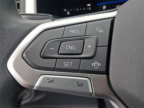 Used 2023 Volkswagen Atlas SE image 22