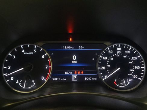 Used 2021 Nissan Sentra SR FWD image 23
