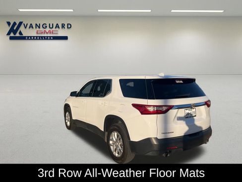 Used 2020 Chevrolet Traverse LS image 4