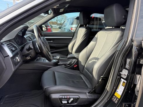 Used 2018 BMW 330i Gran Turismo xDrive image 8