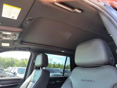 Used 2023 GMC Yukon Denali RWD image 26