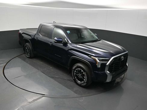 Used 2024 Toyota Tundra SR5 w/ TRD Off-Road Package AWD/4WD image 19