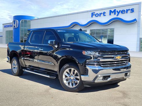 Used 2022 Chevrolet Silverado 1500 LTZ image 1