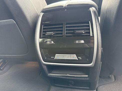 Used 2023 BMW X5 xDrive40i w/ M Sport Package AWD/4WD image 17